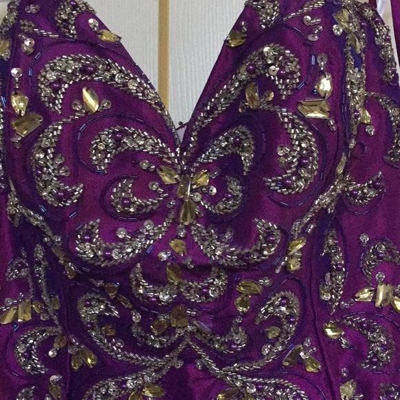 Purple strapless Jovani trumpet gown 110636 - Picture 4 of 6